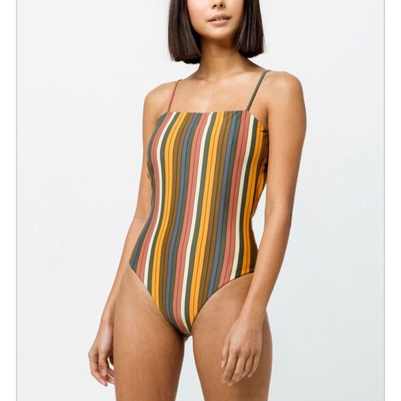 O’Neill Lora One Piece Swimsuit - Picture 1 of 8